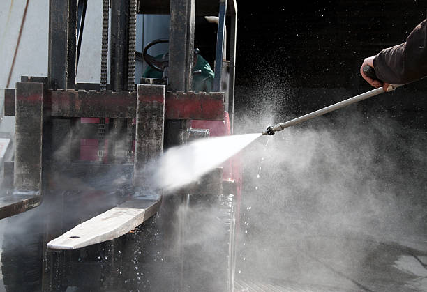 Best Pool Deck Cleaning  in Bostonia, CA